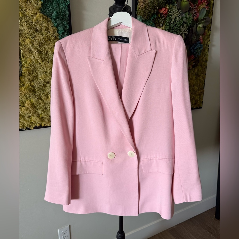 Zara Women's Soft Pink Double-Breasted Blazer